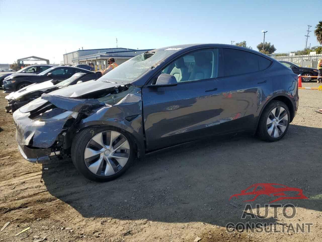 TESLA MODEL Y 2024 - 7SAYGDEE7RA214976