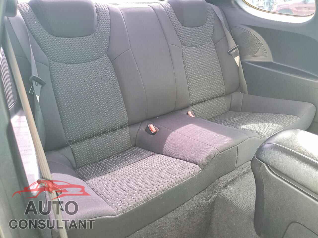 HYUNDAI GENESIS 2010 - KMHHT6KD9AU028334