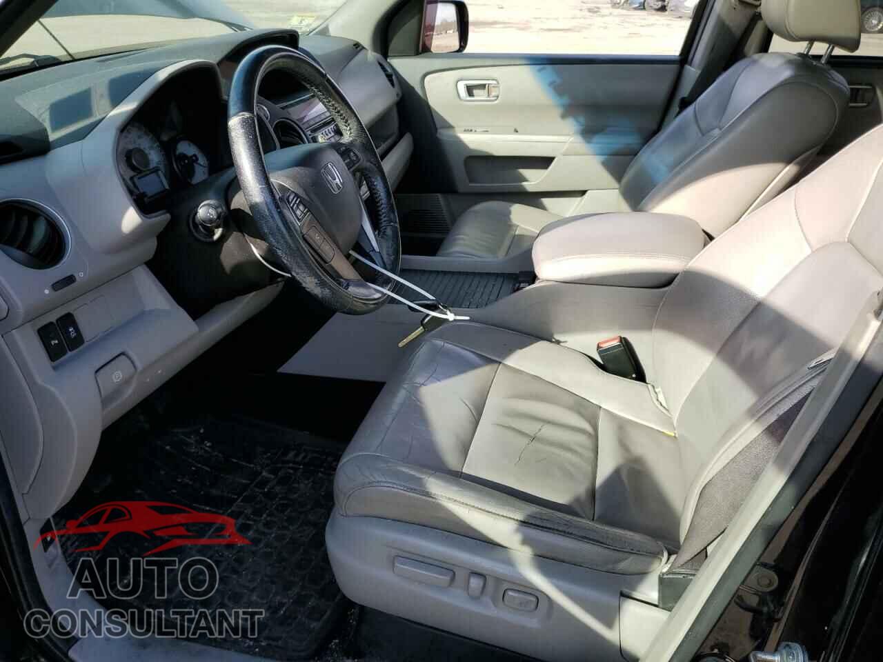 HONDA PILOT 2012 - 5FNYF4H9XCB060238