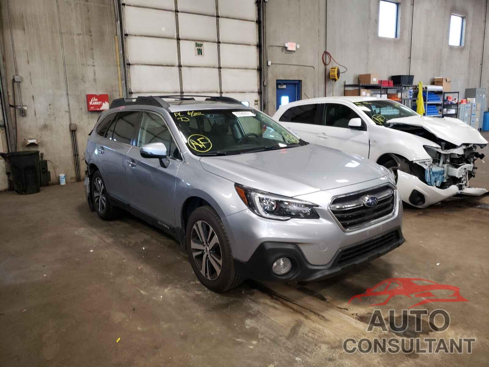 SUBARU LEGACY 2018 - 4S4BSANC4J3239980
