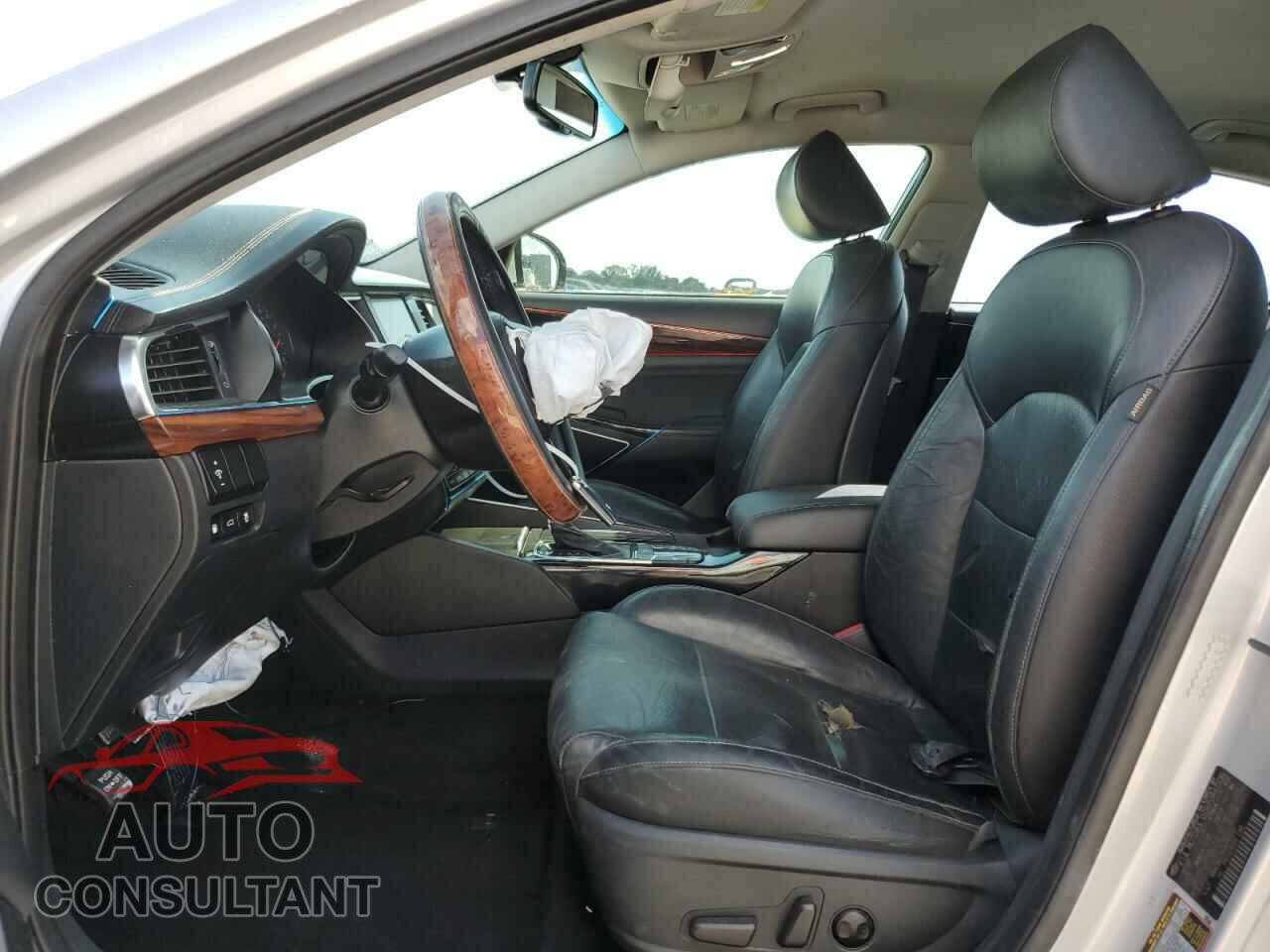 KIA CADENZA 2017 - KNALB4J16H5092653