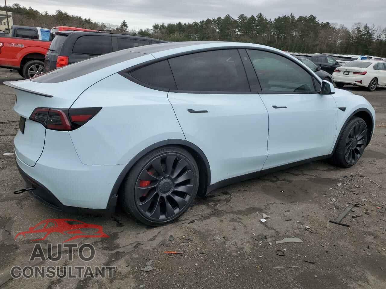 TESLA MODEL Y 2021 - 5YJYGDEF8MF261158