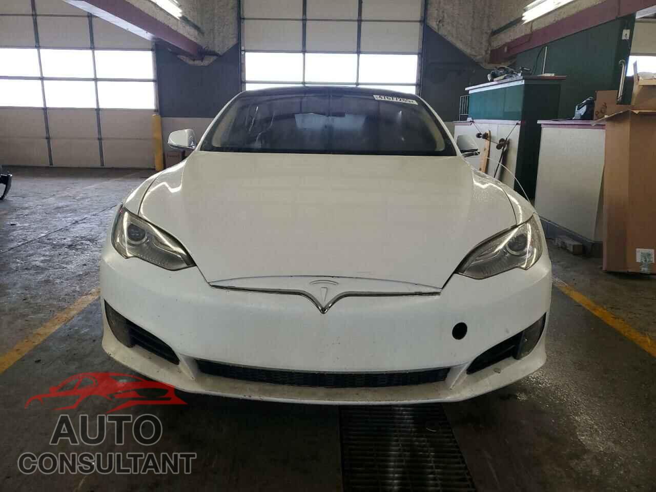 TESLA MODEL S 2013 - 5YJSA1CG1DFP20404
