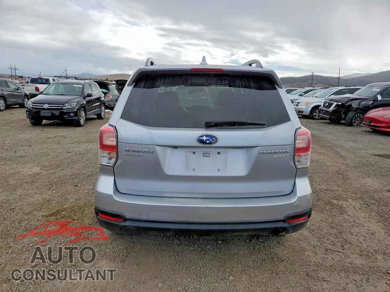 SUBARU FORESTER 2017 - JF2SJADC5HH451441