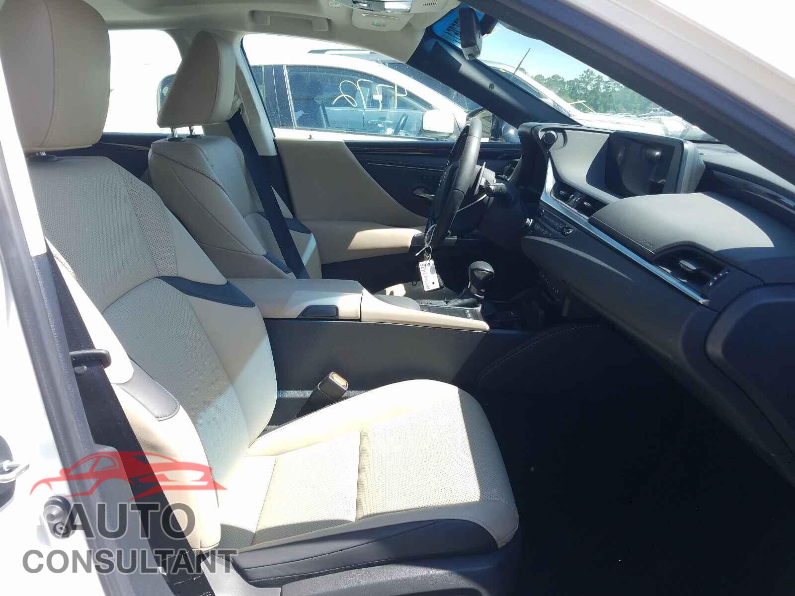 LEXUS ES350 2020 - 58ADZ1B17LU061561