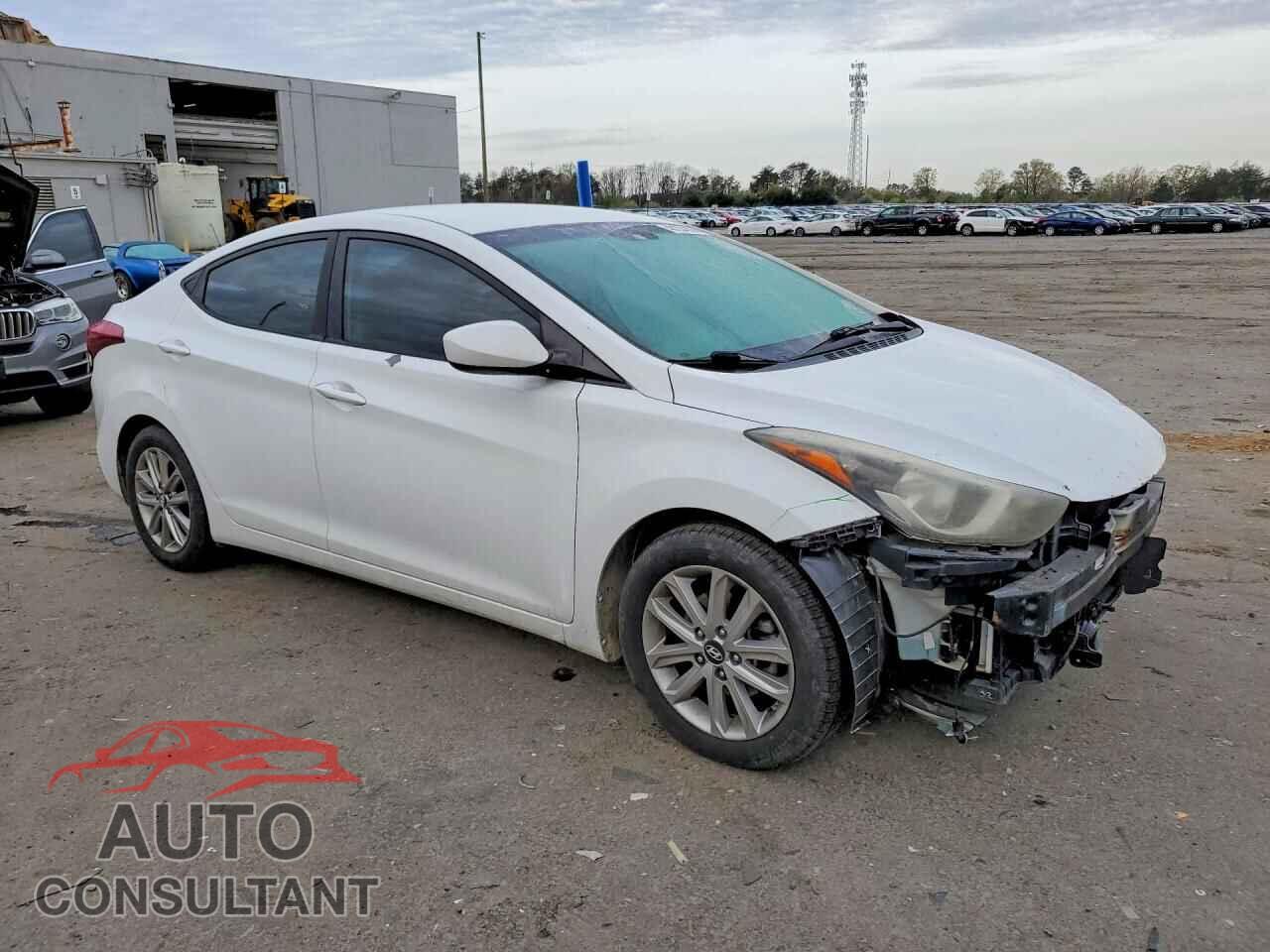 HYUNDAI ELANTRA 2015 - 5NPDH4AE2FH568757