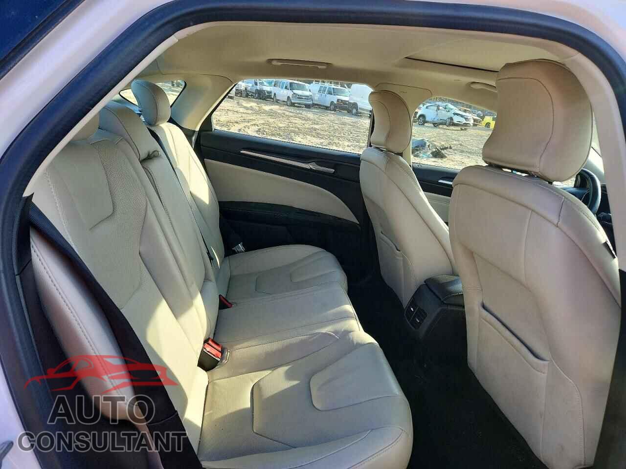 FORD FUSION 2017 - 3FA6P0SU3HR108264