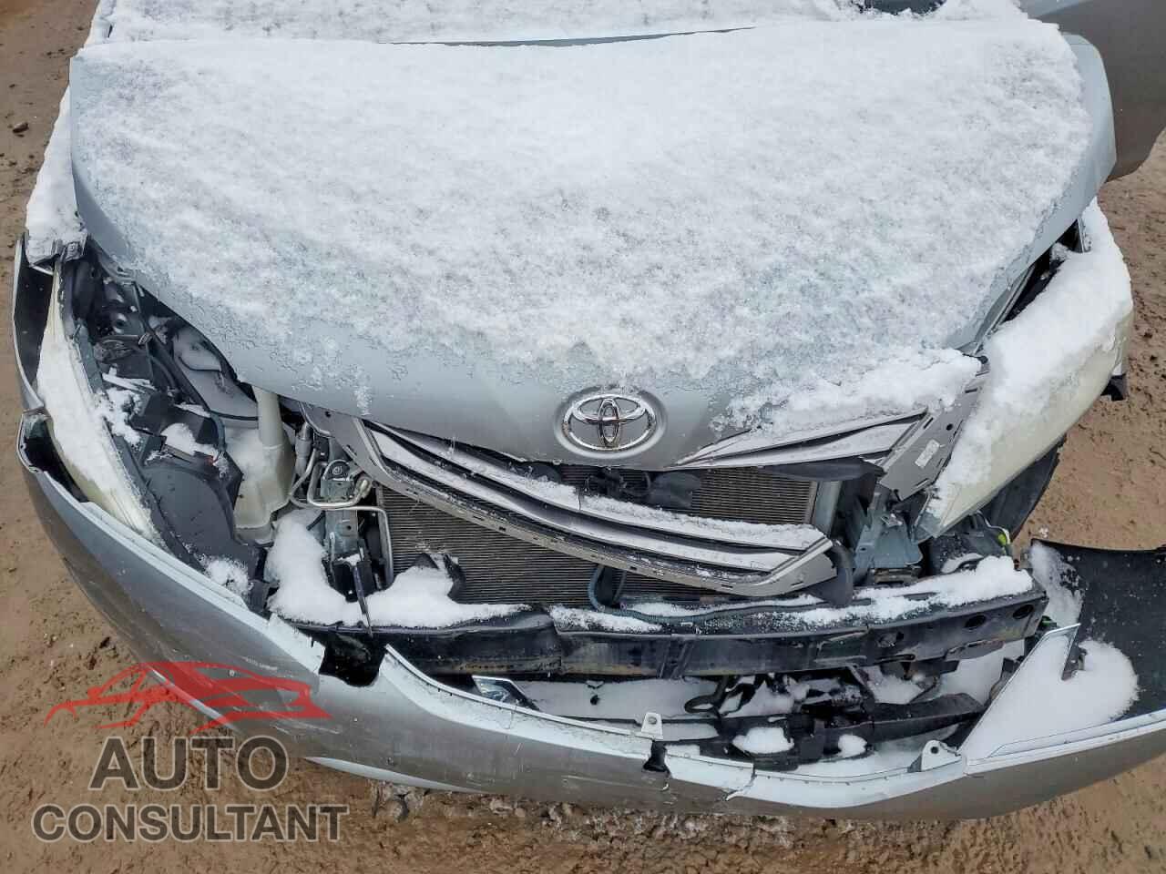 TOYOTA SIENNA 2017 - 5TDYZ3DC5HS853548