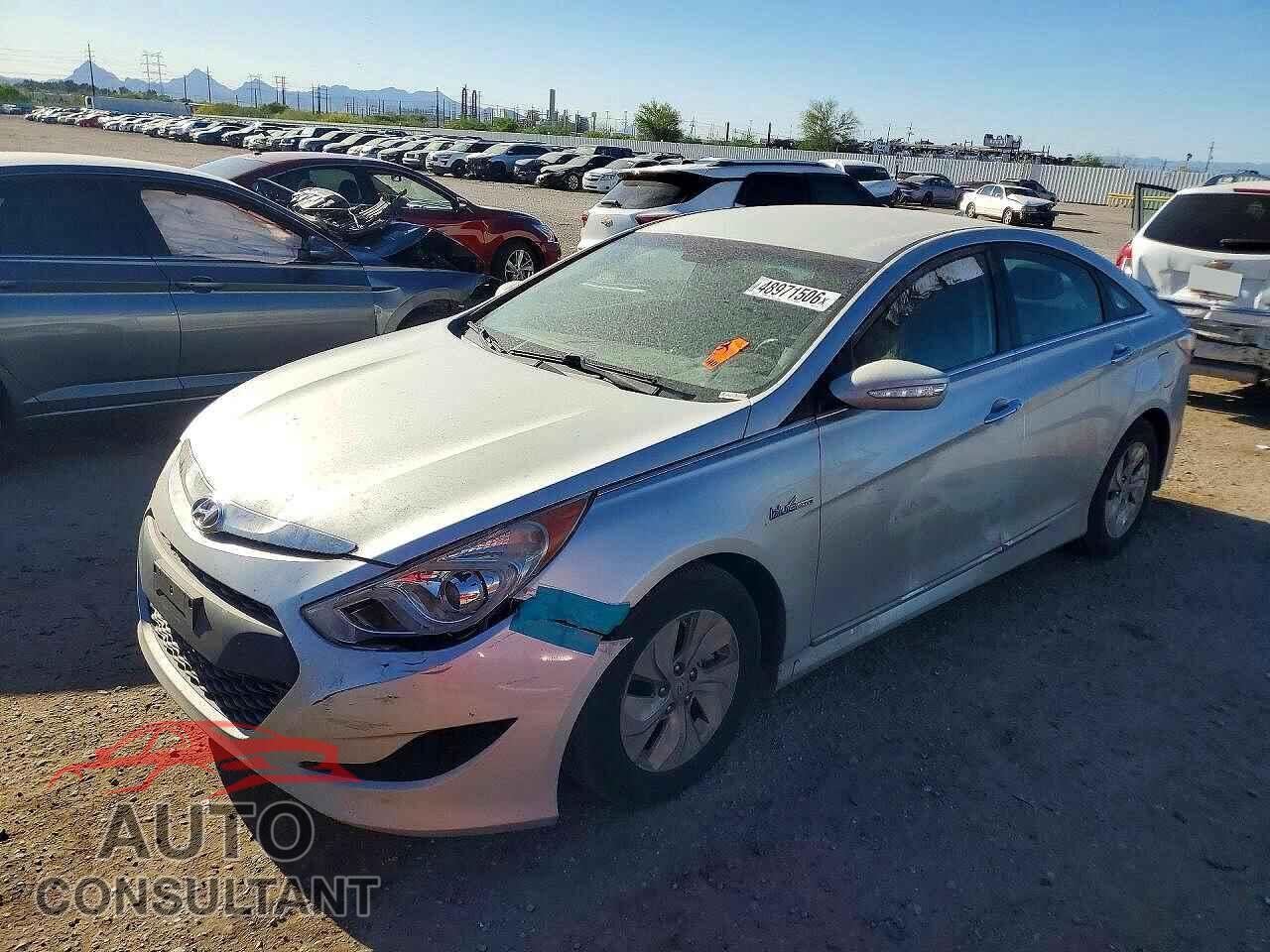 HYUNDAI SONATA 2015 - KMHEC4A44FA137835