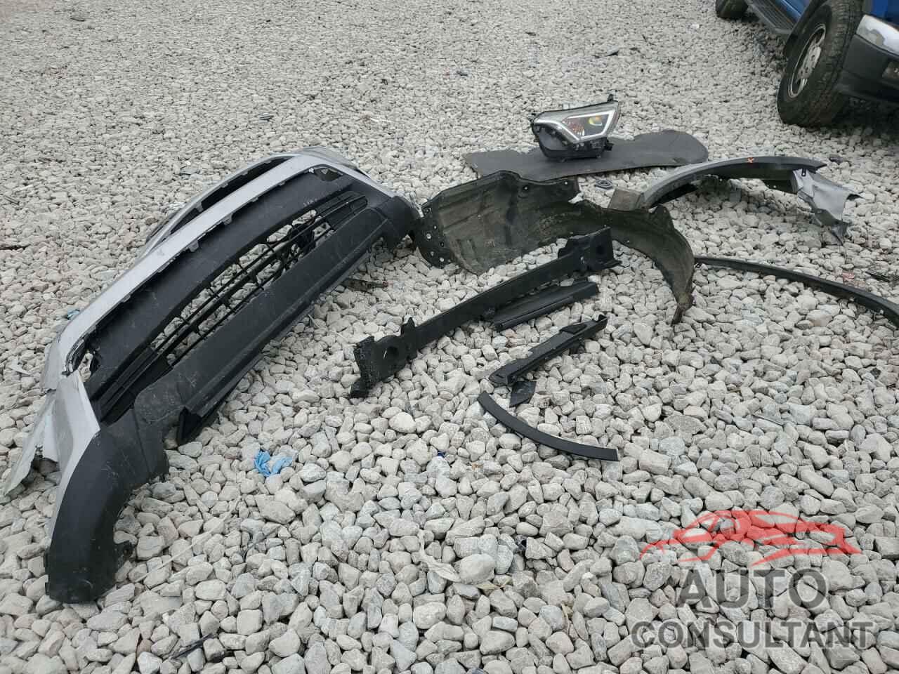 TOYOTA RAV4 2018 - JTMZFREV6JJ170549