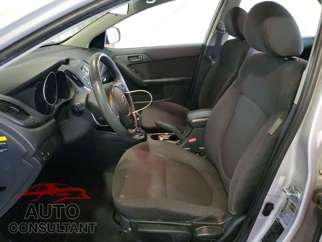 KIA FORTE 2012 - KNAFU5A20C5597893