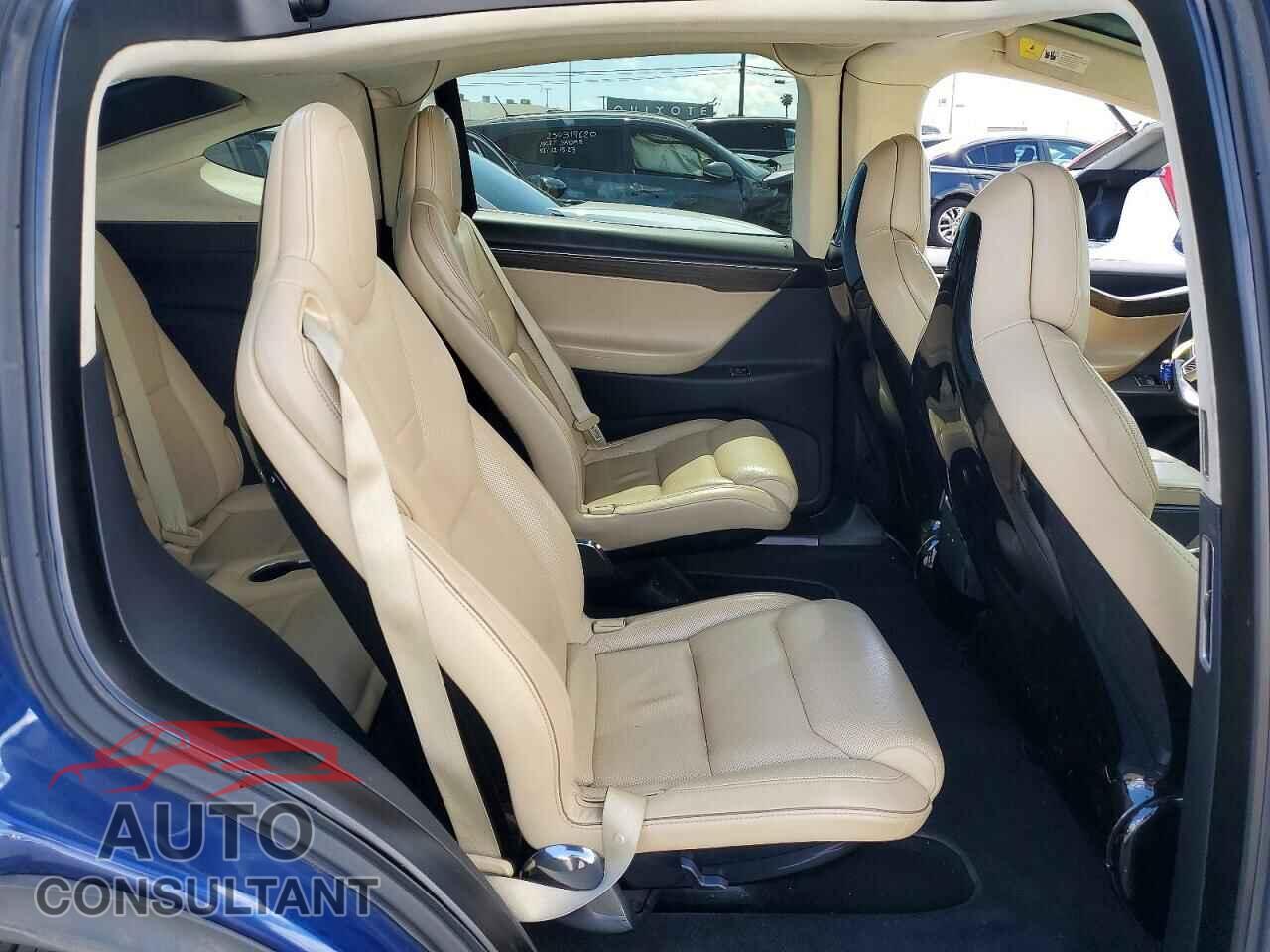 TESLA MODEL X 2016 - 5YJXCBE48GF007237