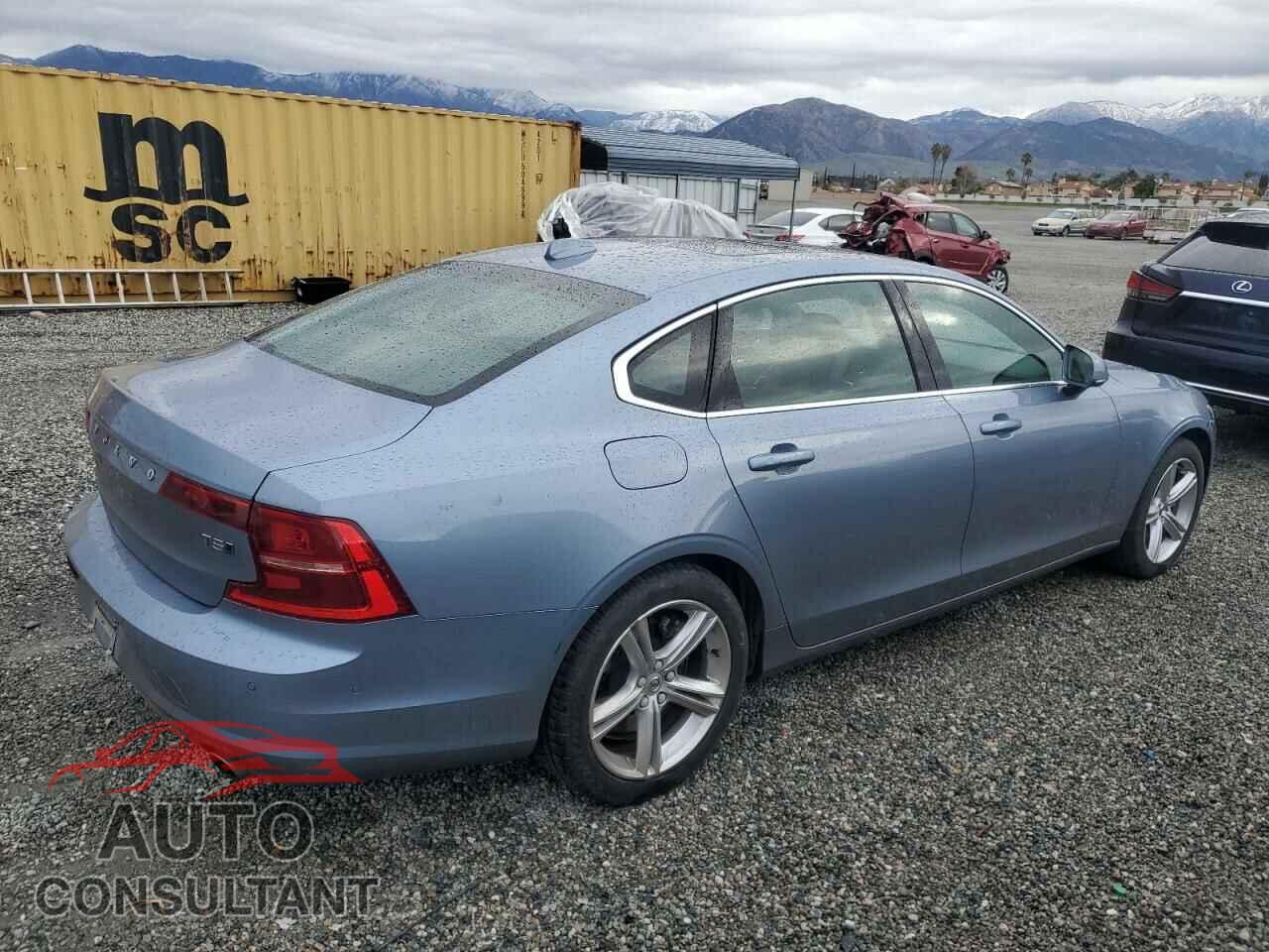 VOLVO S90 2018 - LVY982MK5JP026876