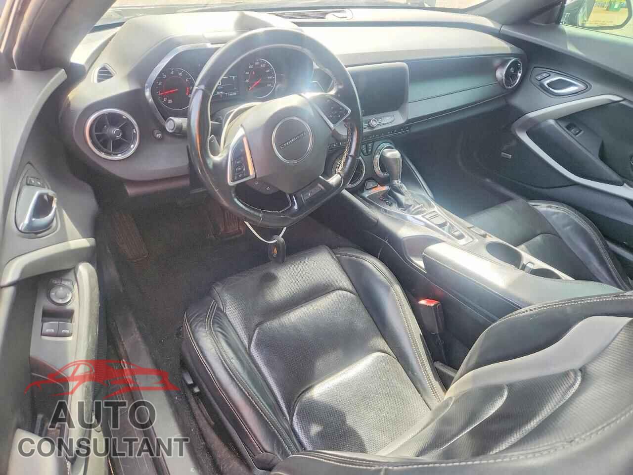CHEVROLET CAMARO 2017 - 1G1FD1RS5H0180265