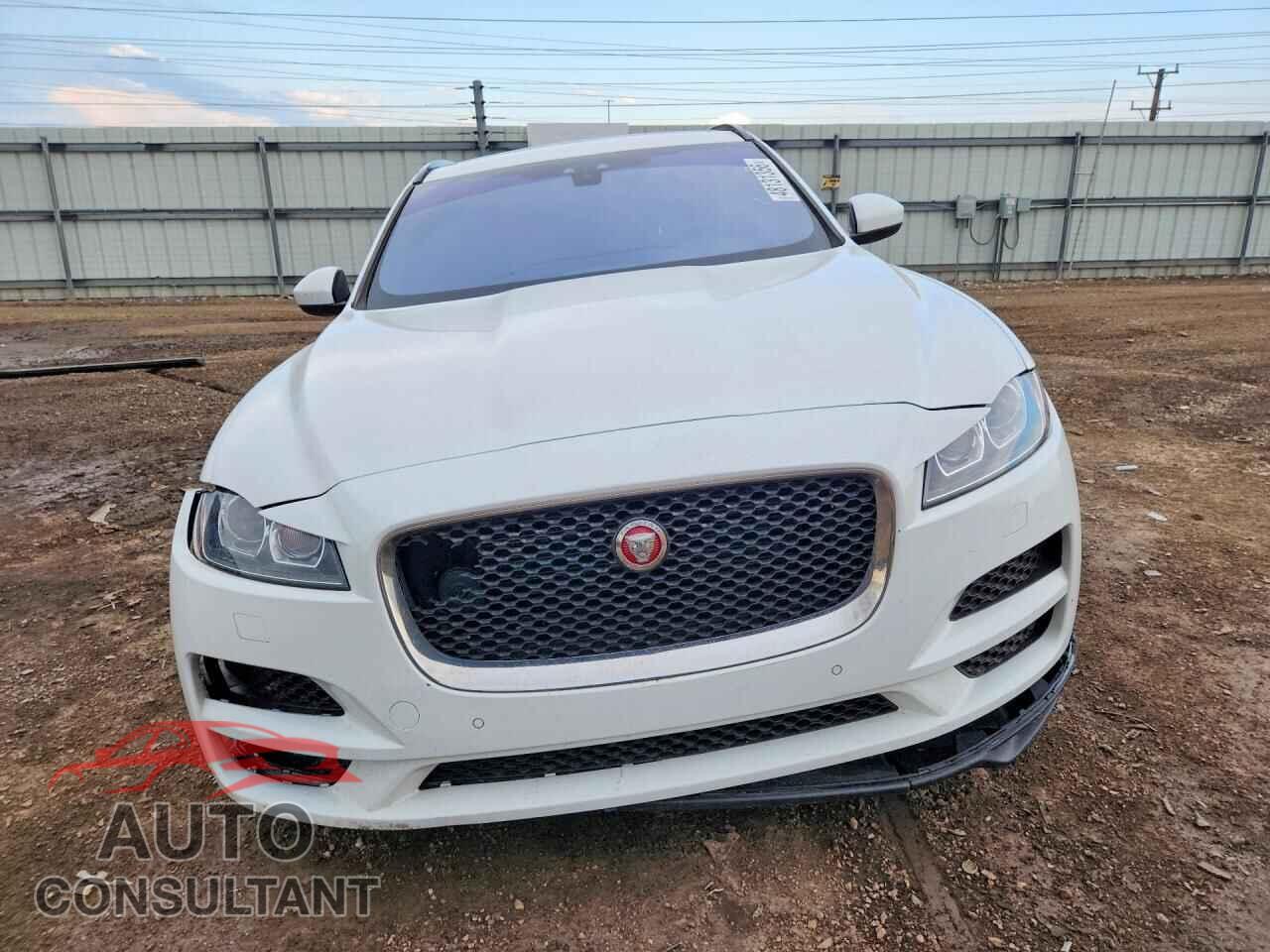 JAGUAR F-PACE 2018 - SADCJ2FX7JA271647