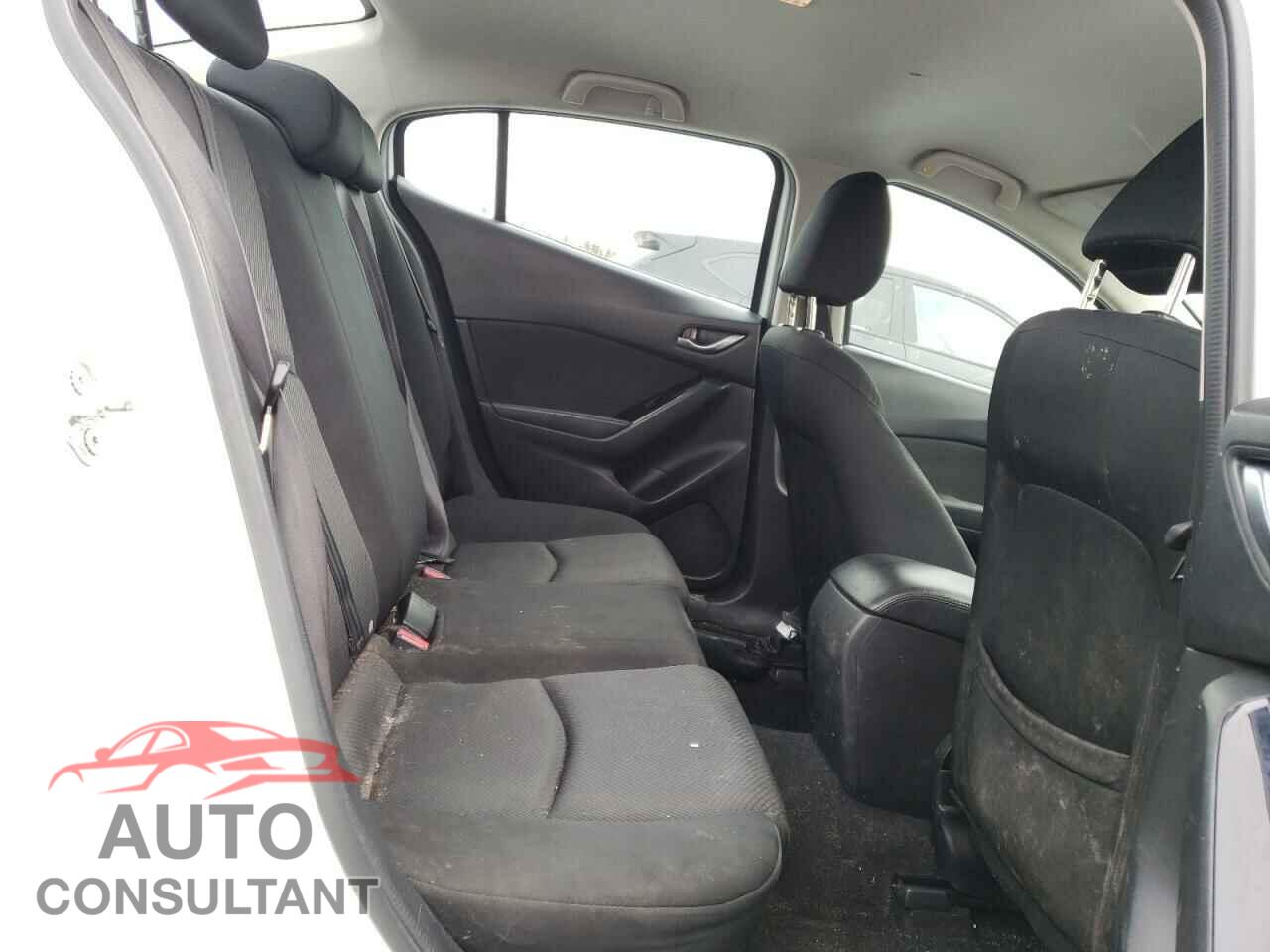 MAZDA 3 2017 - JM1BN1U7XH1112950