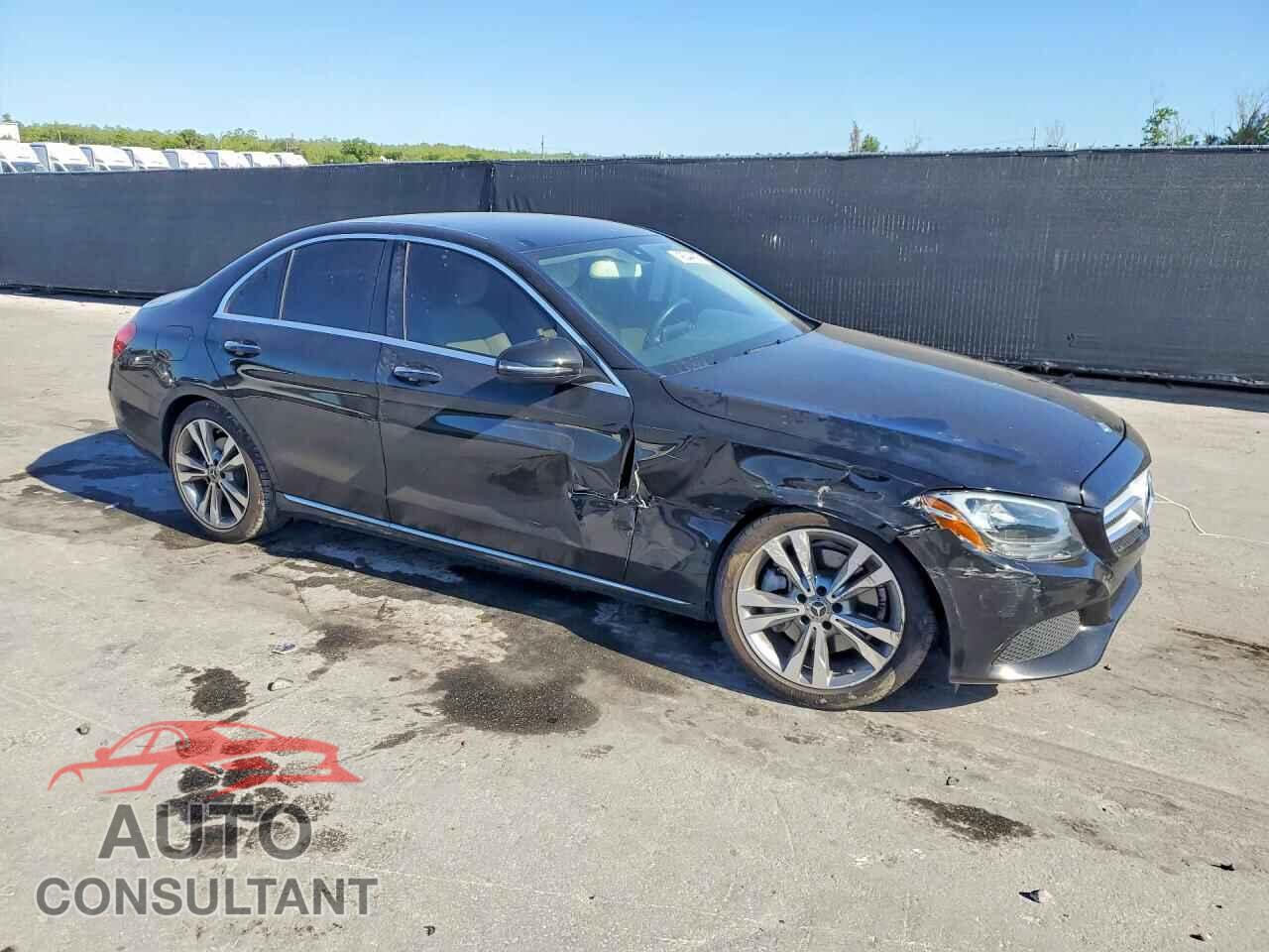 MERCEDES-BENZ C-CLASS 2017 - 55SWF4JB4HU231379