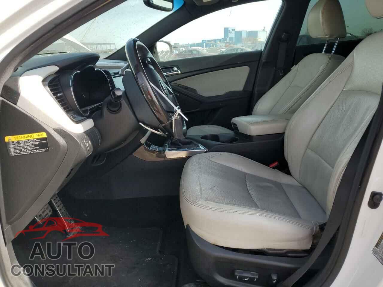 KIA OPTIMA 2013 - 5XXGR4A63DG152941