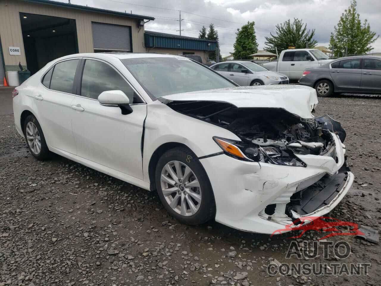 TOYOTA CAMRY 2018 - JTNB11HK9J3041174