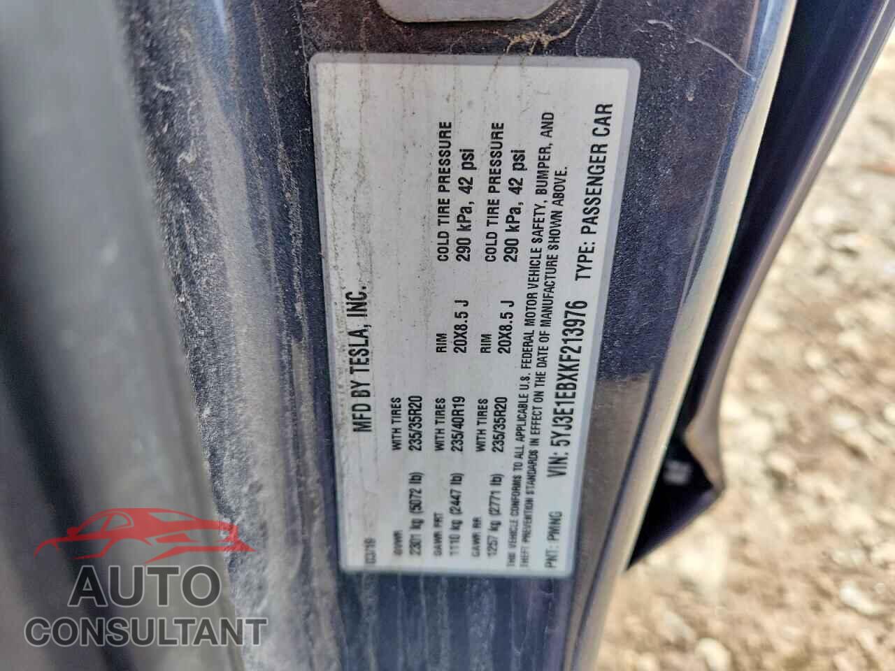 TESLA MODEL 3 2019 - 5YJ3E1EBXKF213976