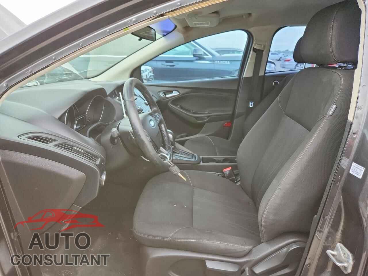 FORD FOCUS 2016 - 1FADP3F27GL267562