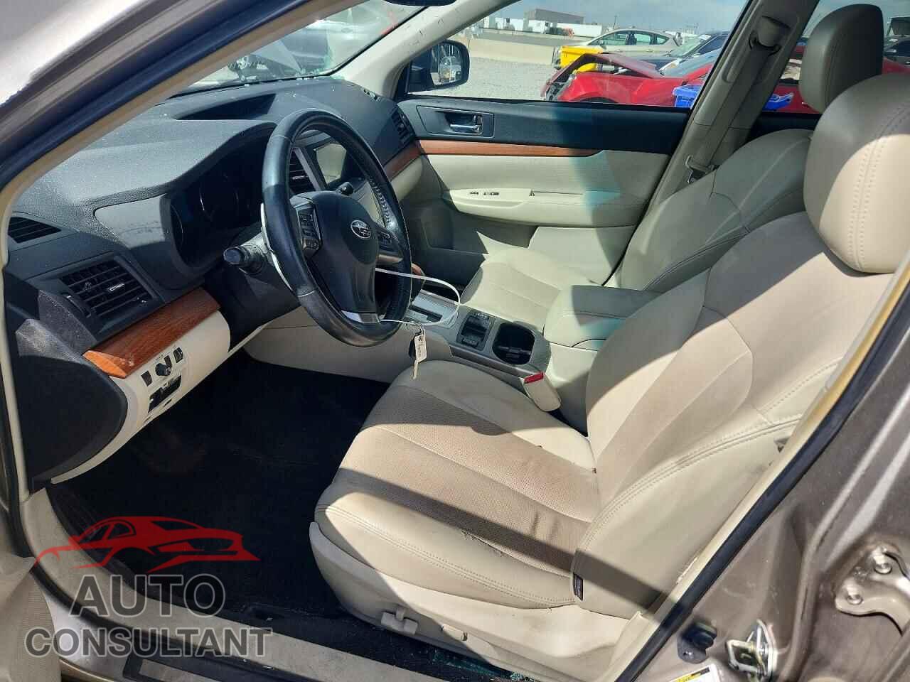 SUBARU OUTBACK 2014 - 4S4BRCLC3E3317696