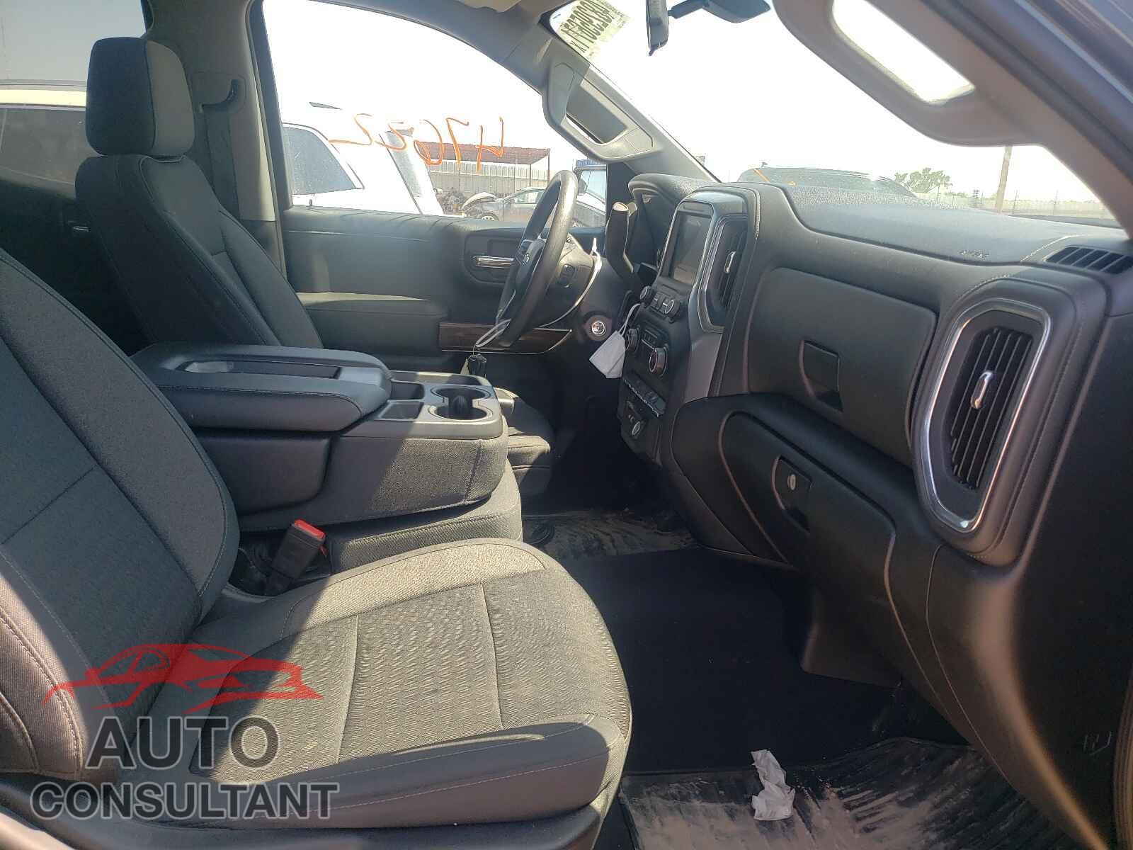 CHEVROLET SILVERADO 2020 - 1GCRYDEDXLZ199545
