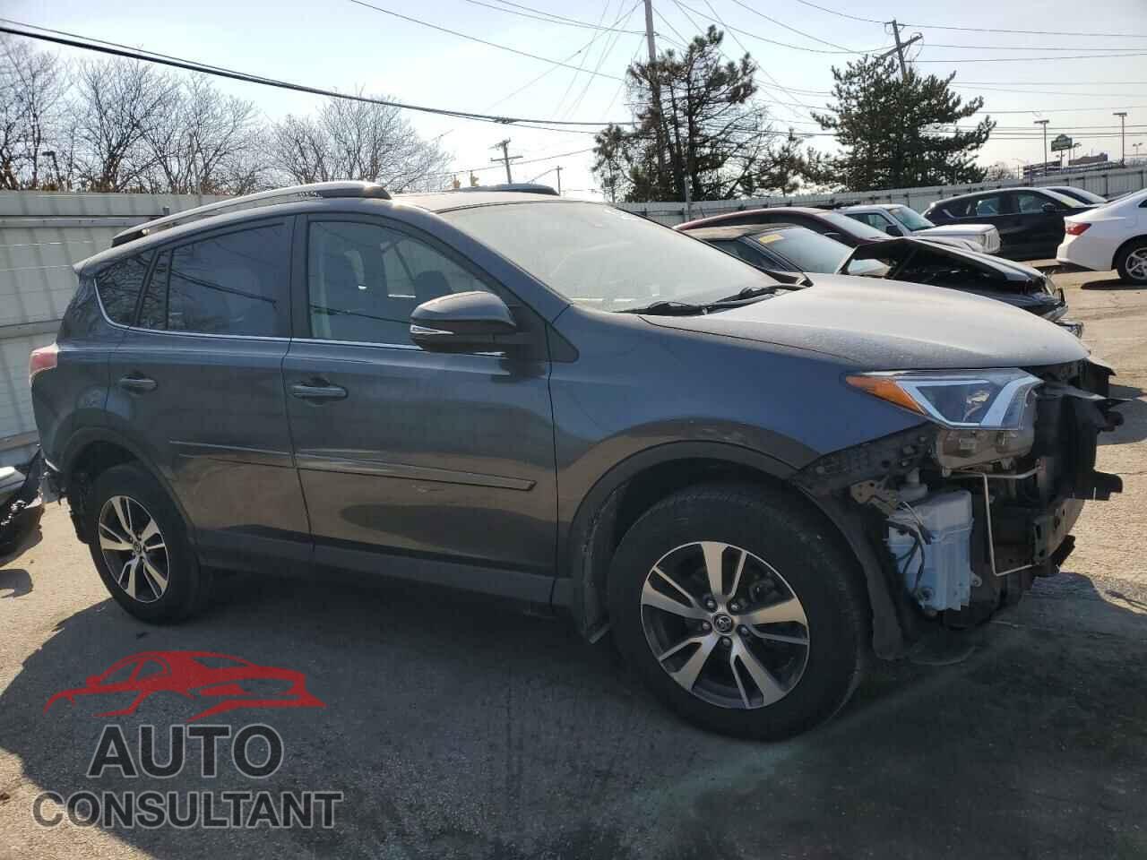 TOYOTA RAV4 2017 - JTMRFREV1HD219164