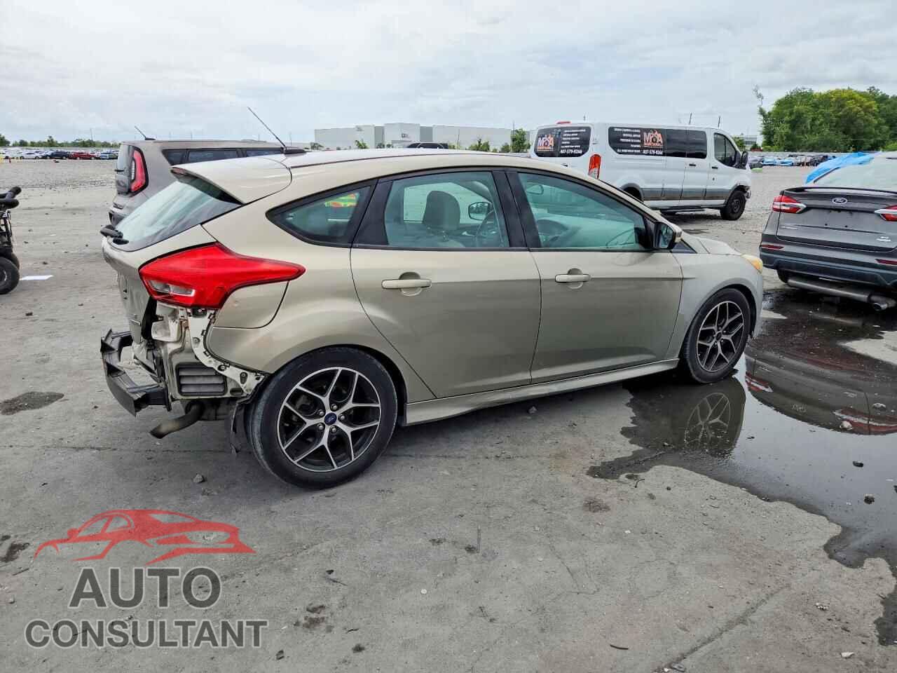 FORD FOCUS 2015 - 1FADP3K24FL345722