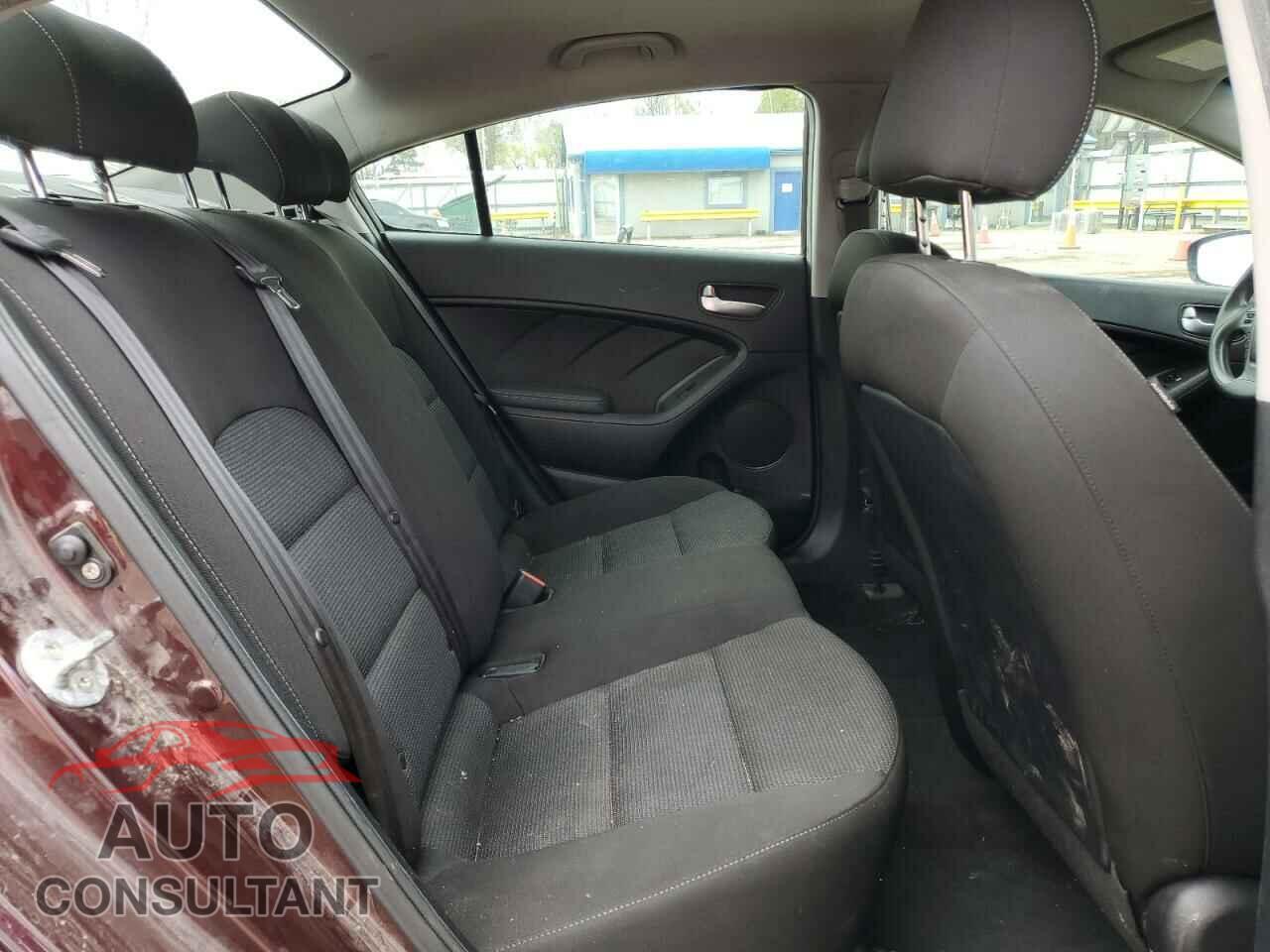 KIA FORTE 2017 - 3KPFK4A78HE110255