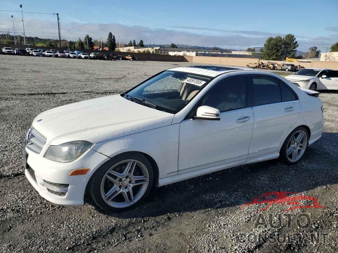 MERCEDES-BENZ C-CLASS 2013 - WDDGF4HB2DR257274