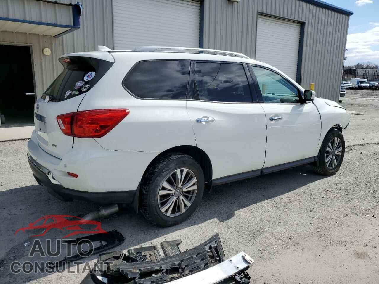 NISSAN PATHFINDER 2019 - 5N1DR2MM6KC654692