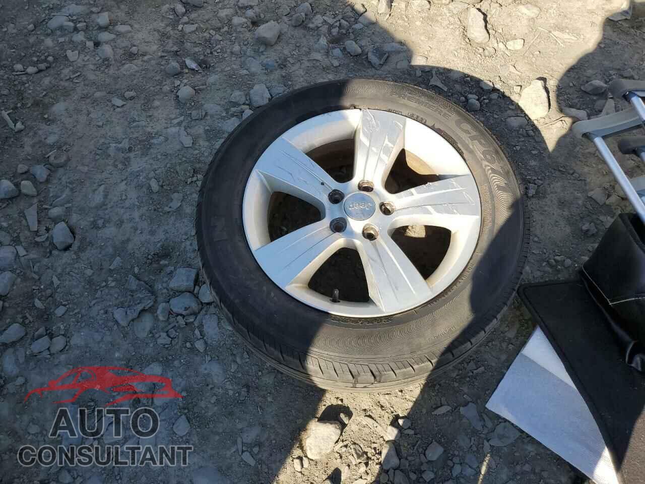 JEEP GRAND CHER 2016 - 1C4NJDEB3GD587432