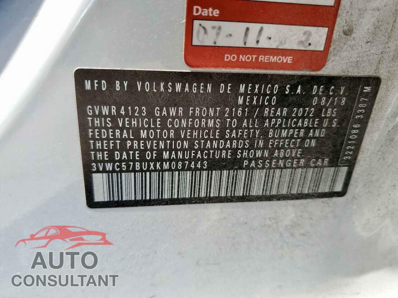VOLKSWAGEN JETTA 2019 - 3VWC57BUXKM087443