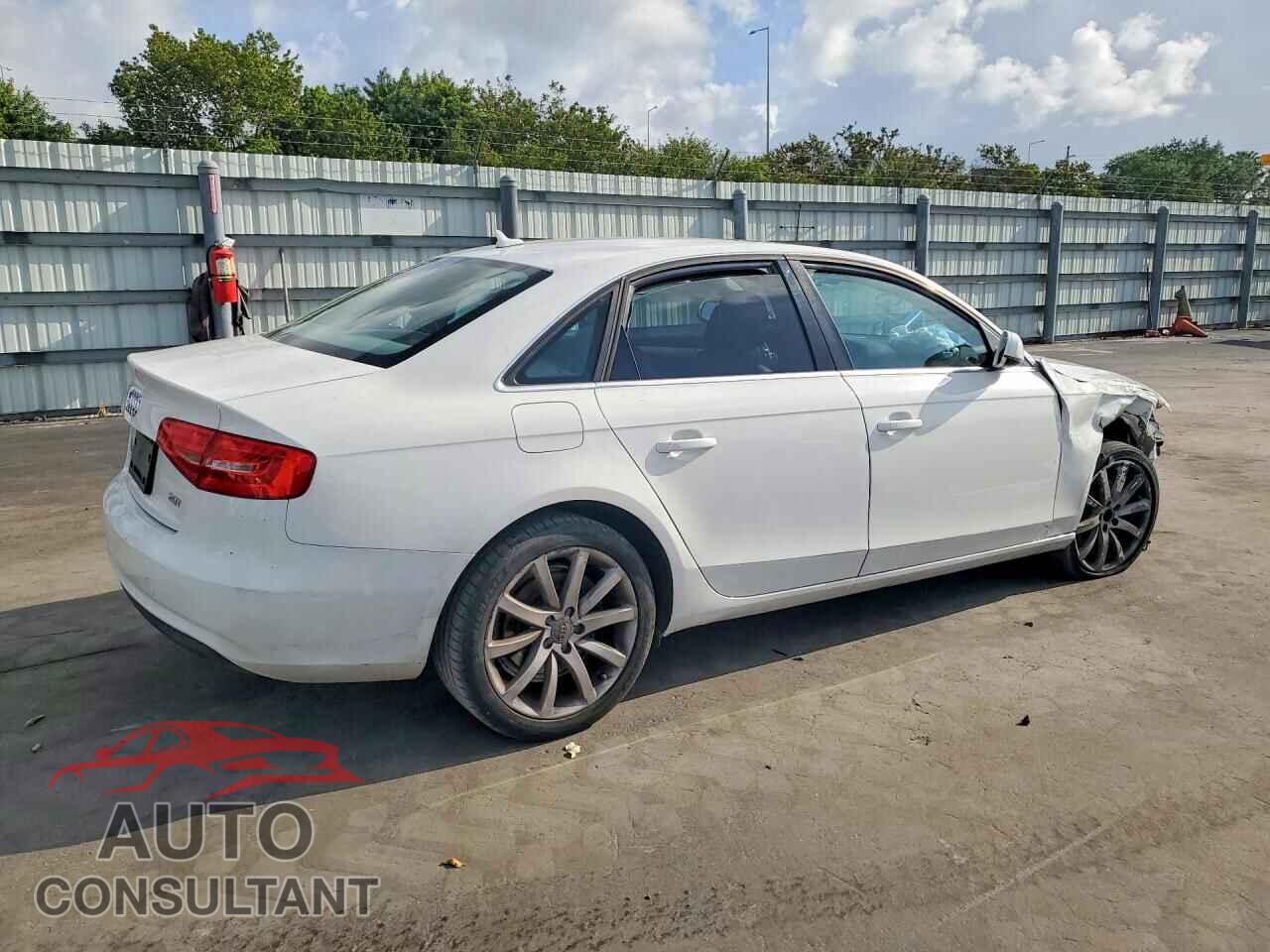 AUDI A4 2013 - WAUAFAFL4DN038671