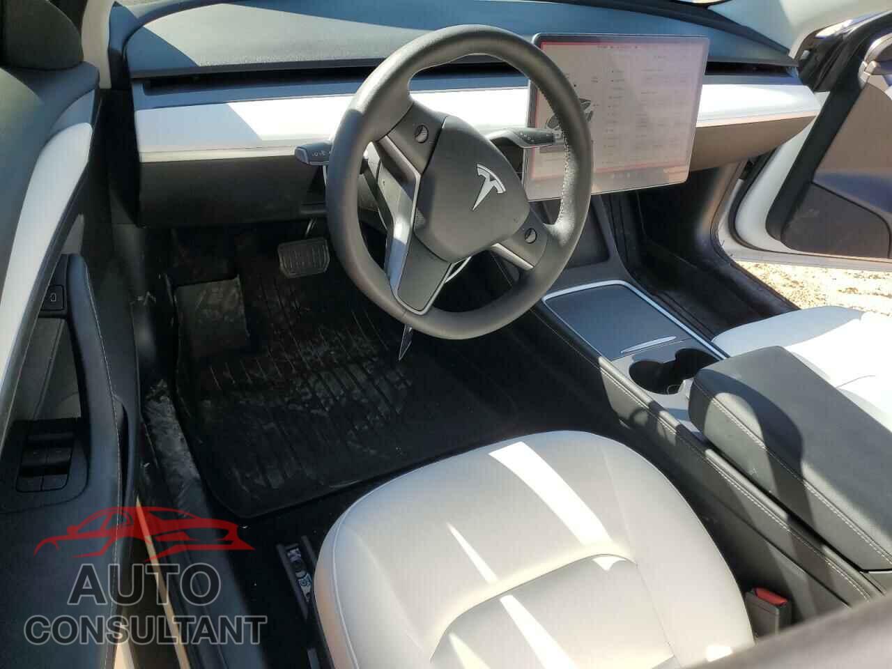 TESLA MODEL 3 2022 - 5YJ3E1EA4NF330335