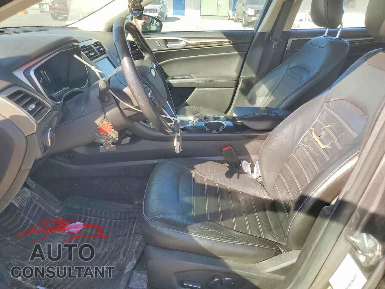 FORD FUSION 2013 - 3FA6P0HR0DR308726