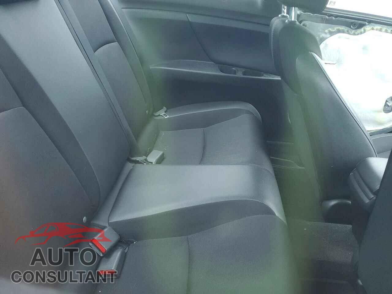 HONDA CIVIC 2019 - 2HGFC4B82KH301851