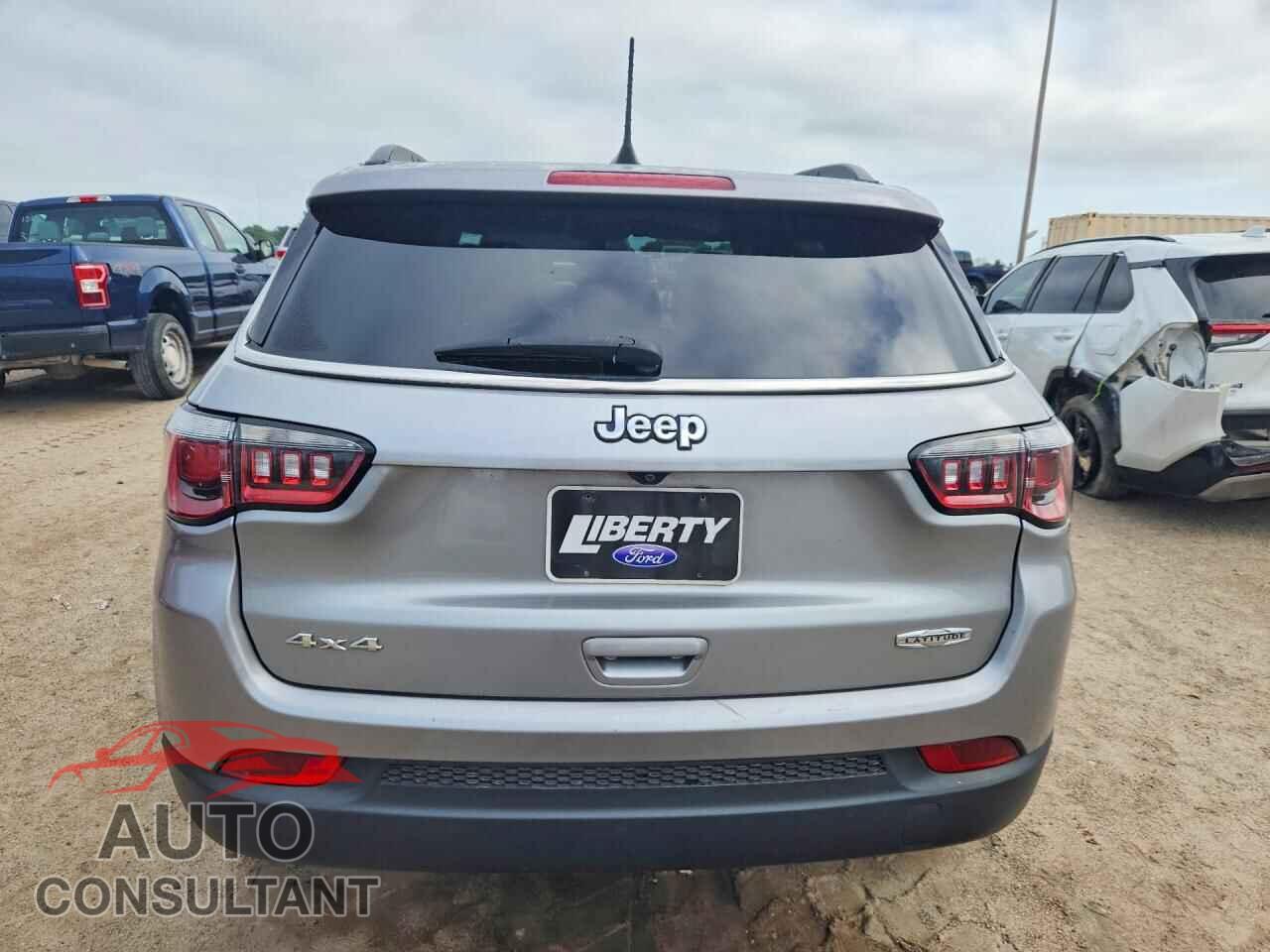 JEEP COMPASS 2020 - 3C4NJDBB5LT204499