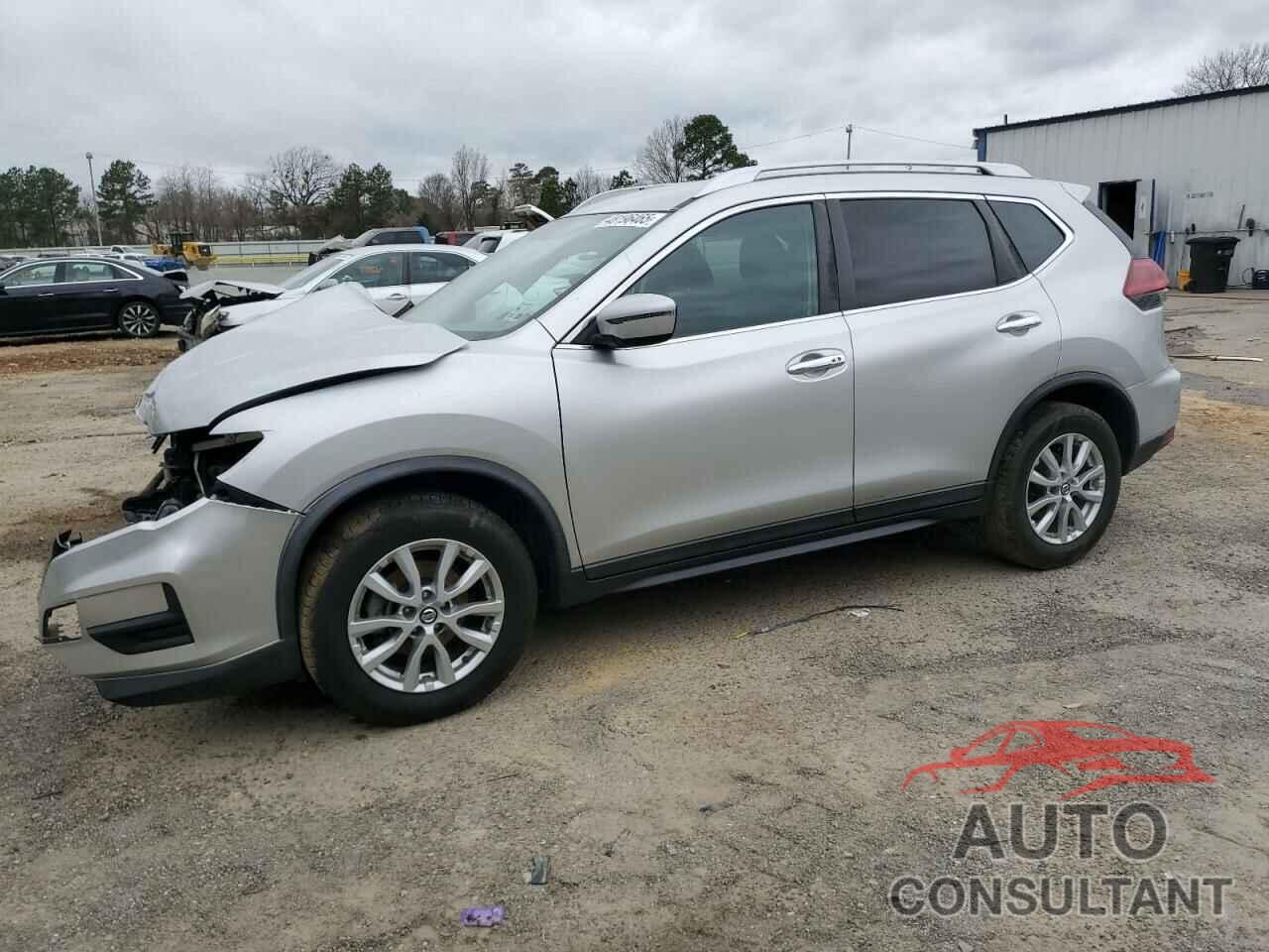 NISSAN ROGUE 2018 - KNMAT2MT8JP533184