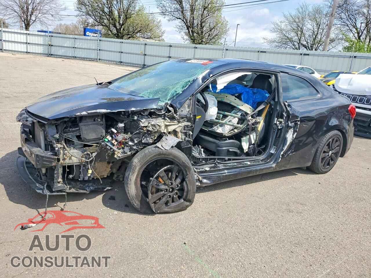 KIA FORTE 2016 - KNAFX6A88G5579309