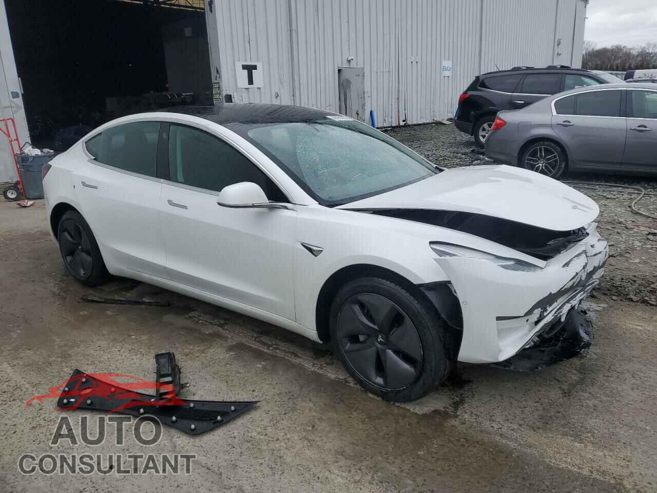 TESLA MODEL 3 2019 - 5YJ3E1EB3KF385086