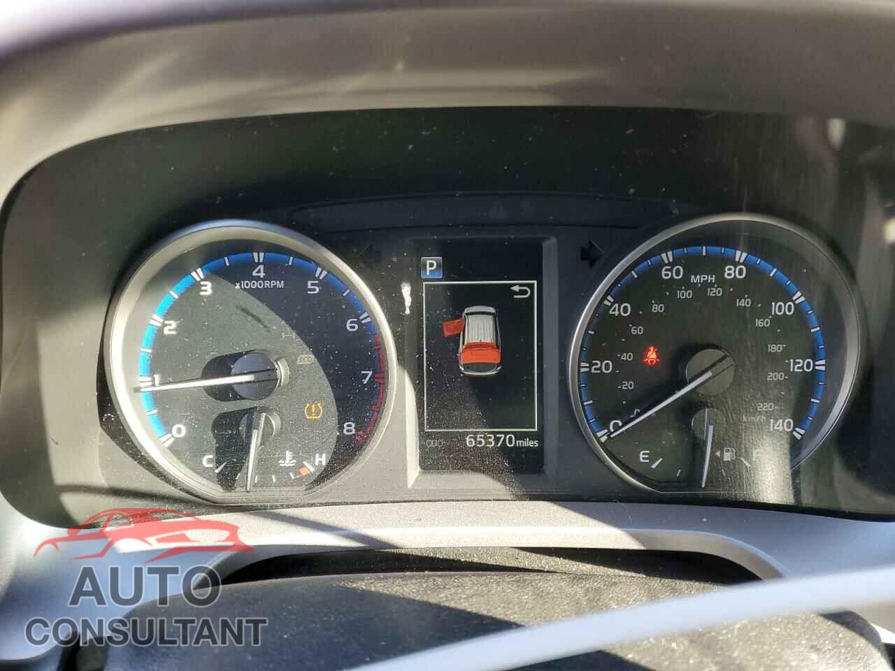 TOYOTA RAV4 2017 - JTMBFREV8HD207031