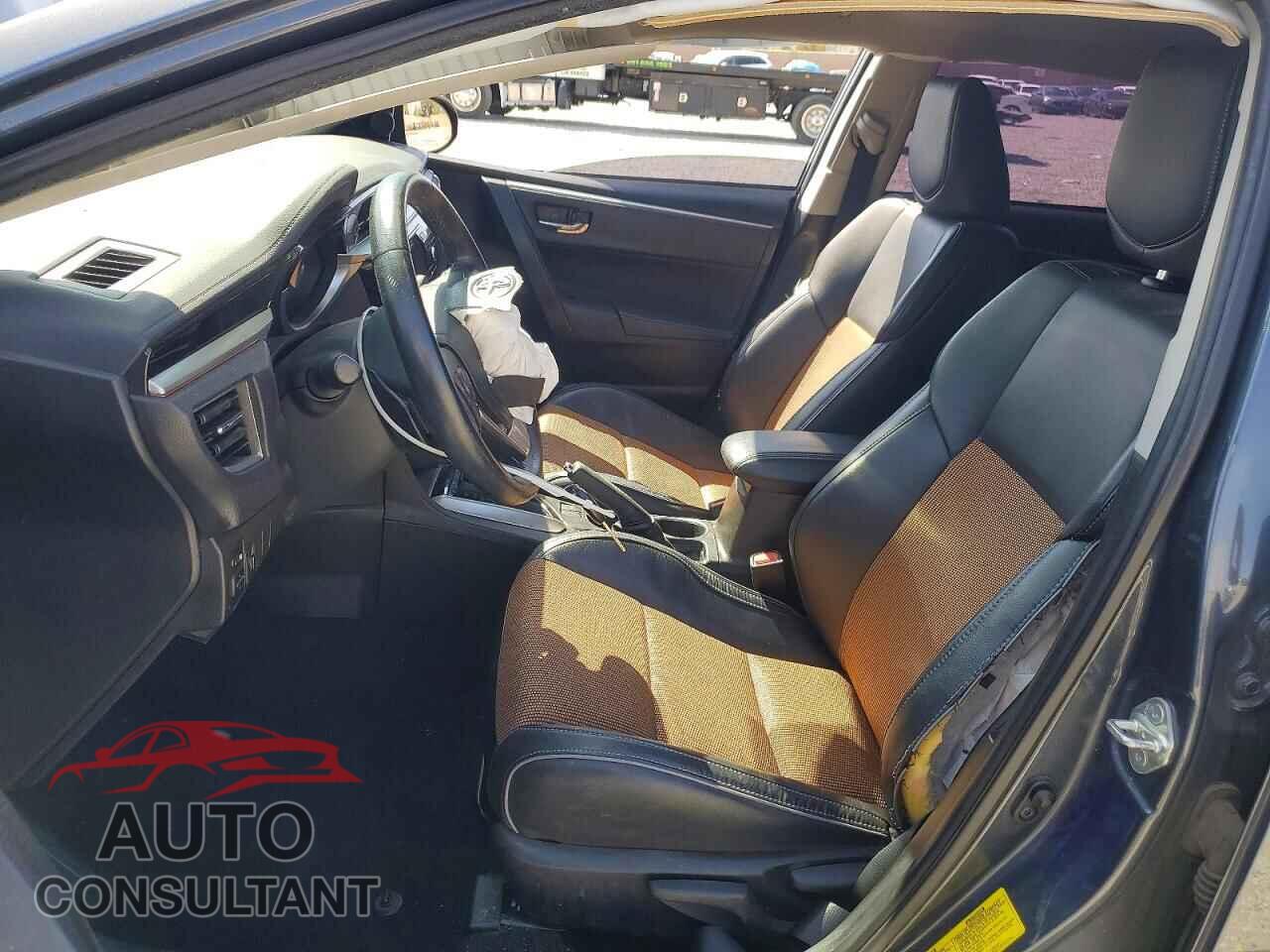 TOYOTA COROLLA 2015 - 5YFBURHE5FP345069