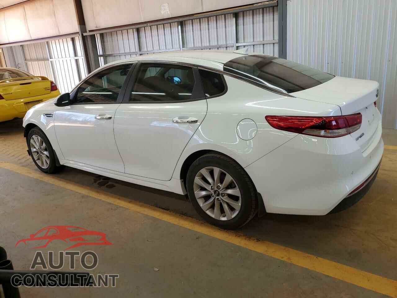 KIA OPTIMA 2018 - 5XXGT4L37JG250984
