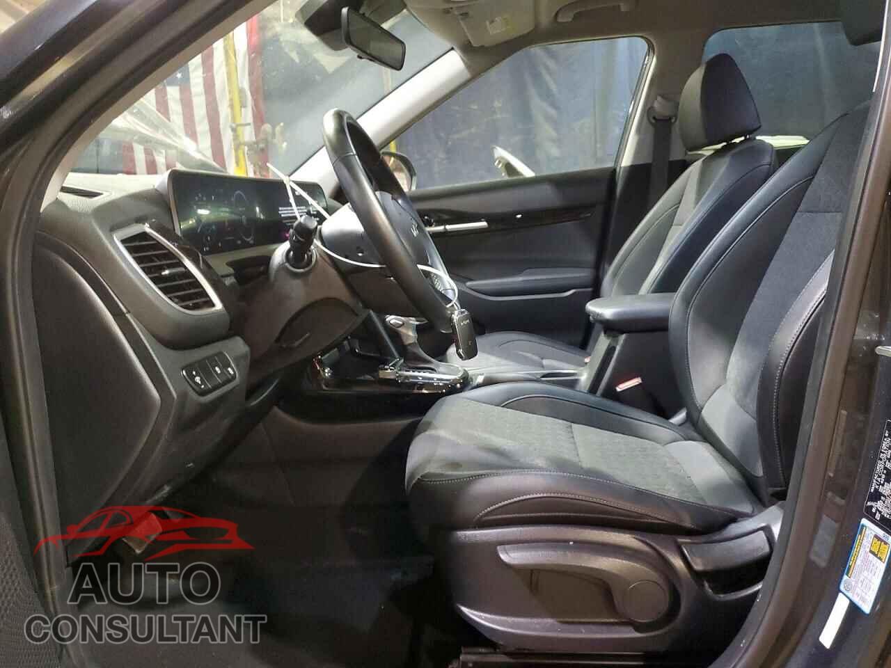 KIA SELTOS 2024 - KNDEUCAA6R7524308