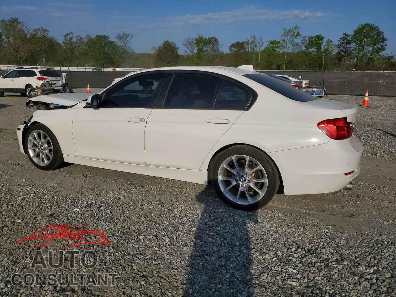 BMW 3 SERIES 2014 - WBA3B1C51EP679552