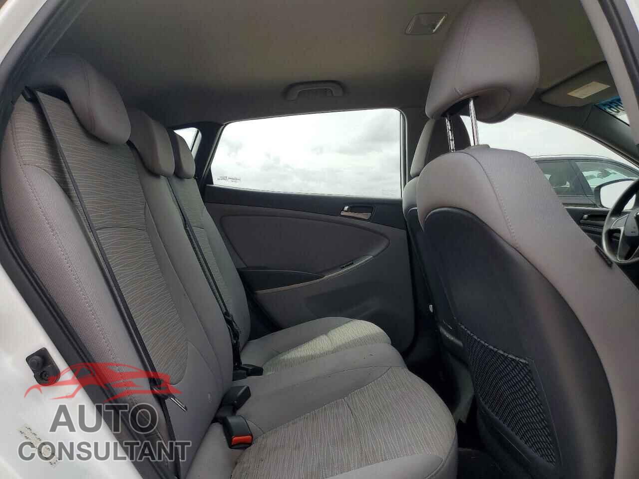 HYUNDAI ACCENT 2017 - KMHCT5AE2HU307584