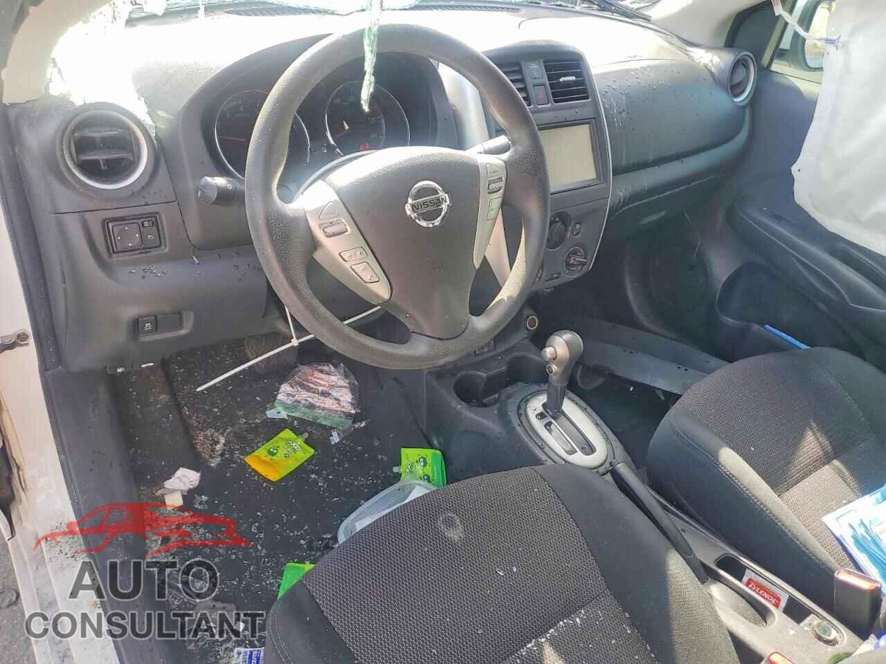 NISSAN VERSA 2019 - 3N1CN7AP3KL852810