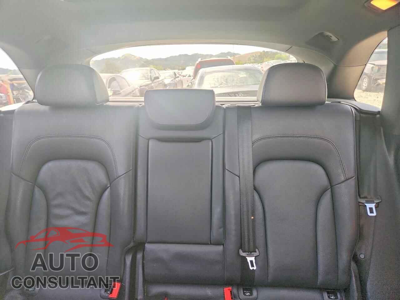 AUDI Q5 2017 - WA1M2AFPXHA030970